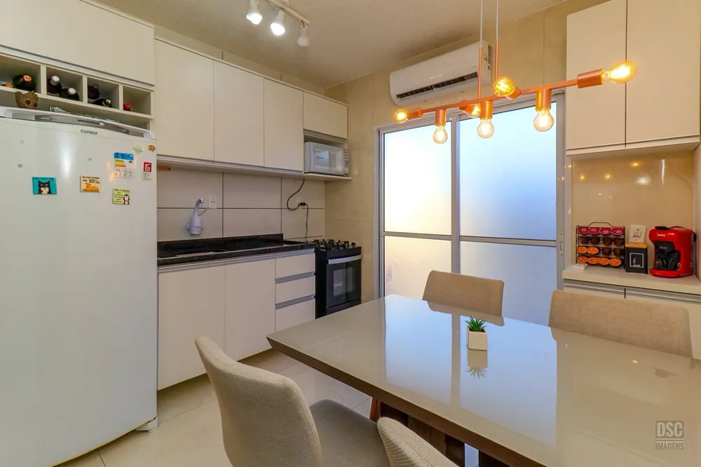 Casa para venda no bairro Restinga em Porto Alegre