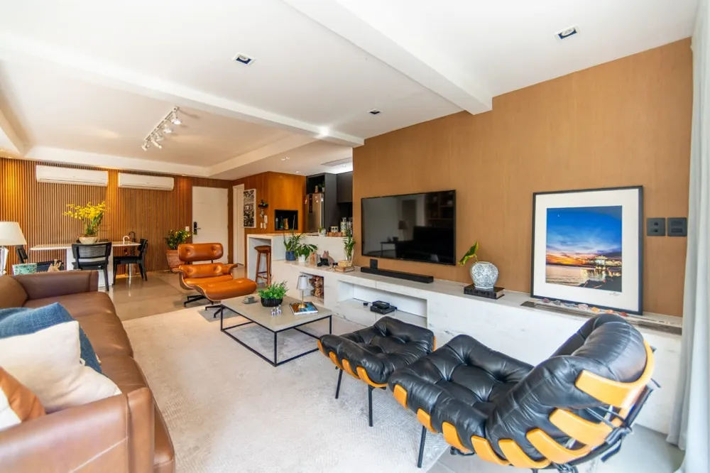 Apartamento para venda no bairro Vila Jardim em Porto Alegre