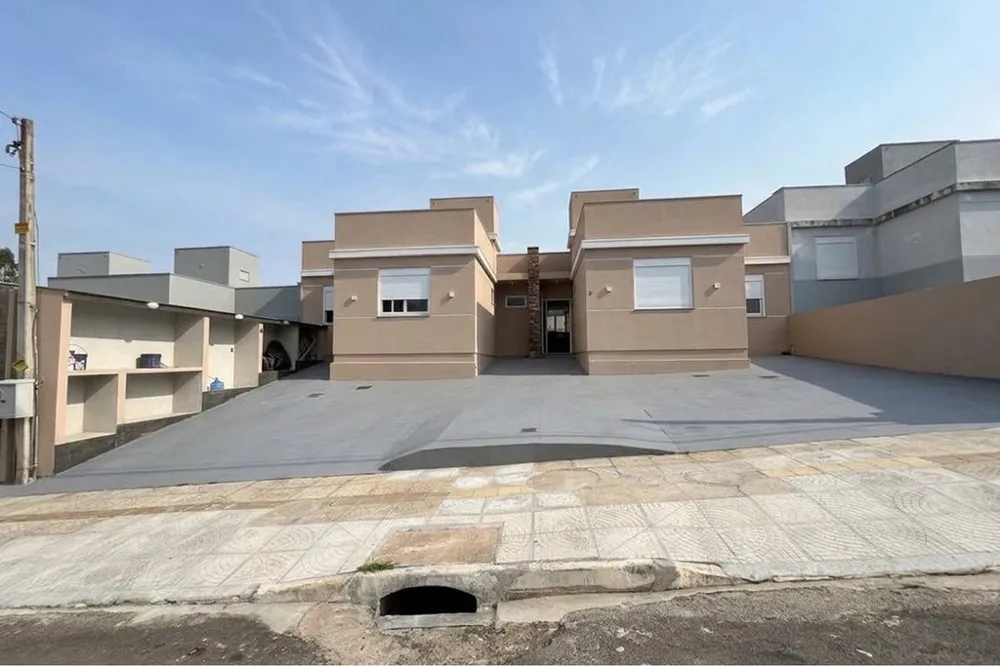Casa em Condomínio para venda no bairro Lomba do Pinheiro em Porto Alegre