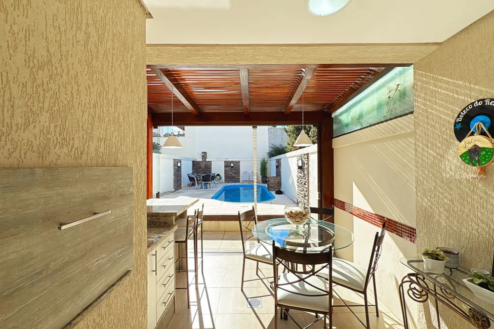 Casa em Condomínio para venda no bairro Ipanema em Porto Alegre