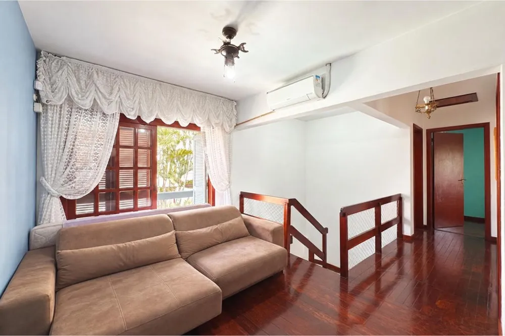 Casa para venda no bairro Ipanema em Porto Alegre