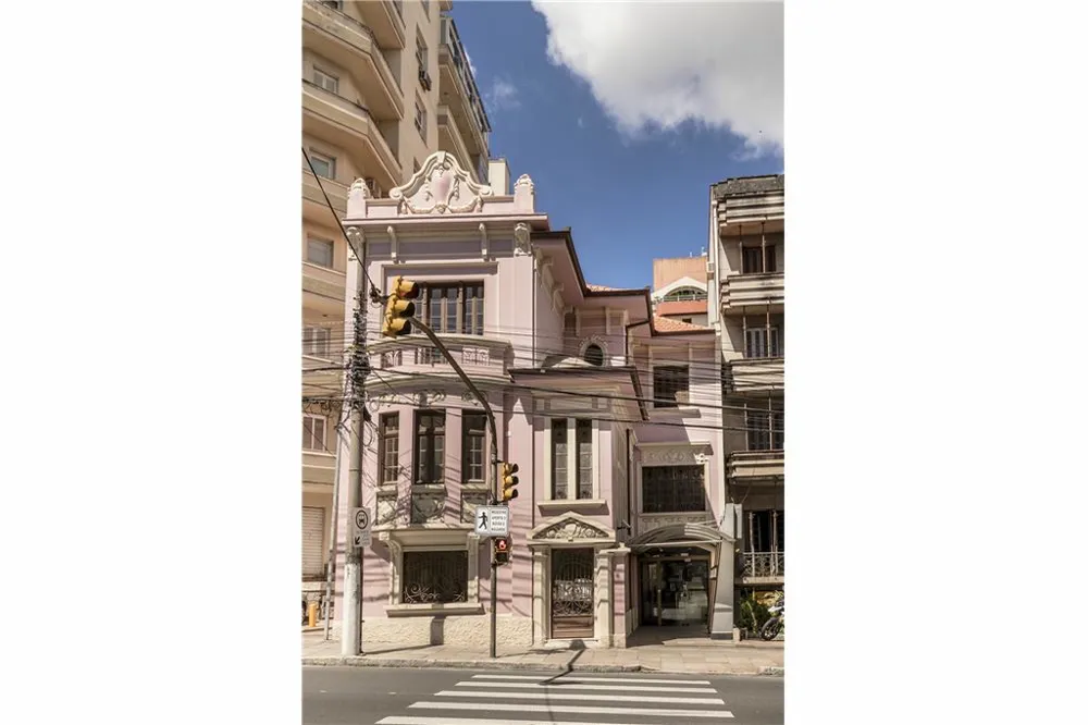 Apartamento para venda no bairro Independência em Porto Alegre