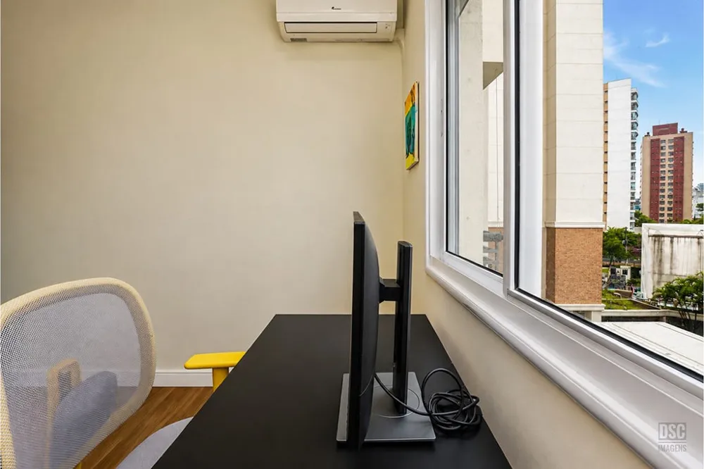 Apartamento para venda no bairro Passo da Areia em Porto Alegre