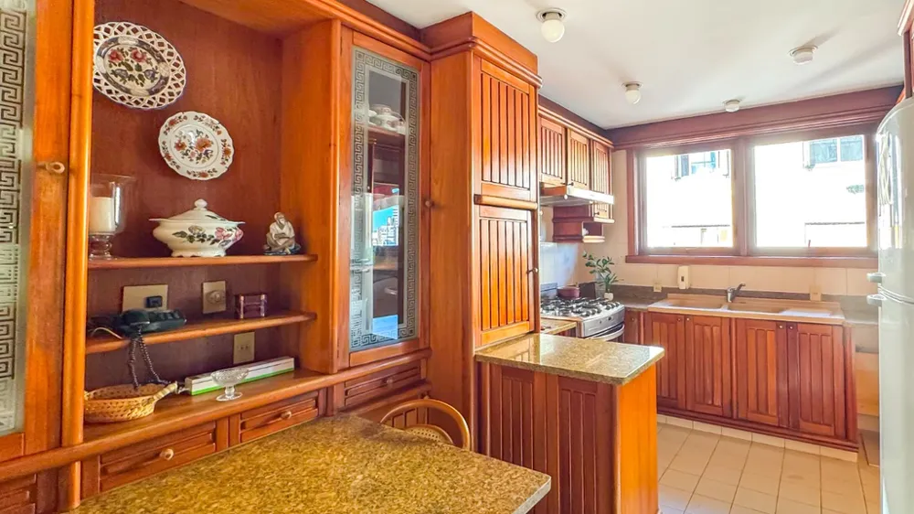 Cobertura Duplex para venda no bairro Petrópolis em Porto Alegre