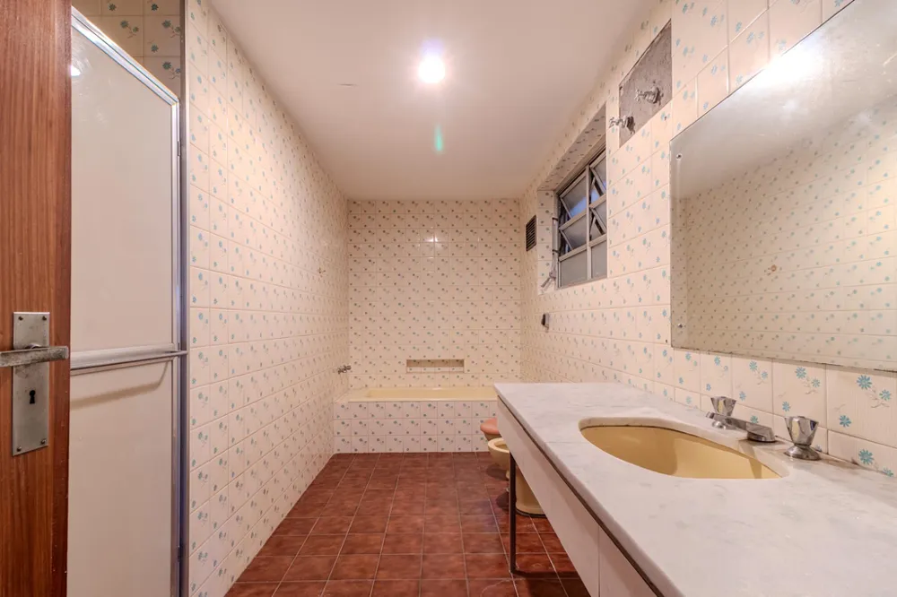 Apartamento para venda no bairro Moinhos de Vento em Porto Alegre