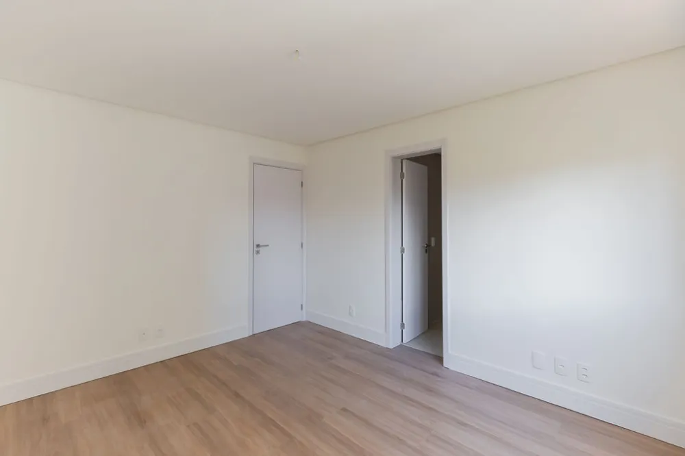 Apartamento para venda no bairro Moinhos de Vento em Porto Alegre