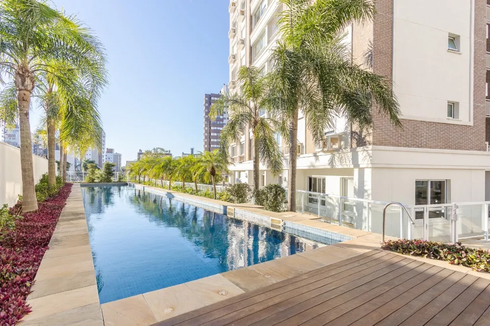 Apartamento para venda no bairro Passo da Areia em Porto Alegre