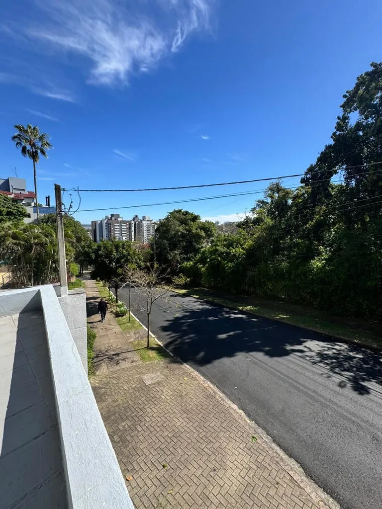 Casa para venda no bairro Menino Deus em Porto Alegre