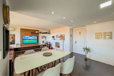 Apartamento para venda no bairro Jardim Itu Sabará em Porto Alegre