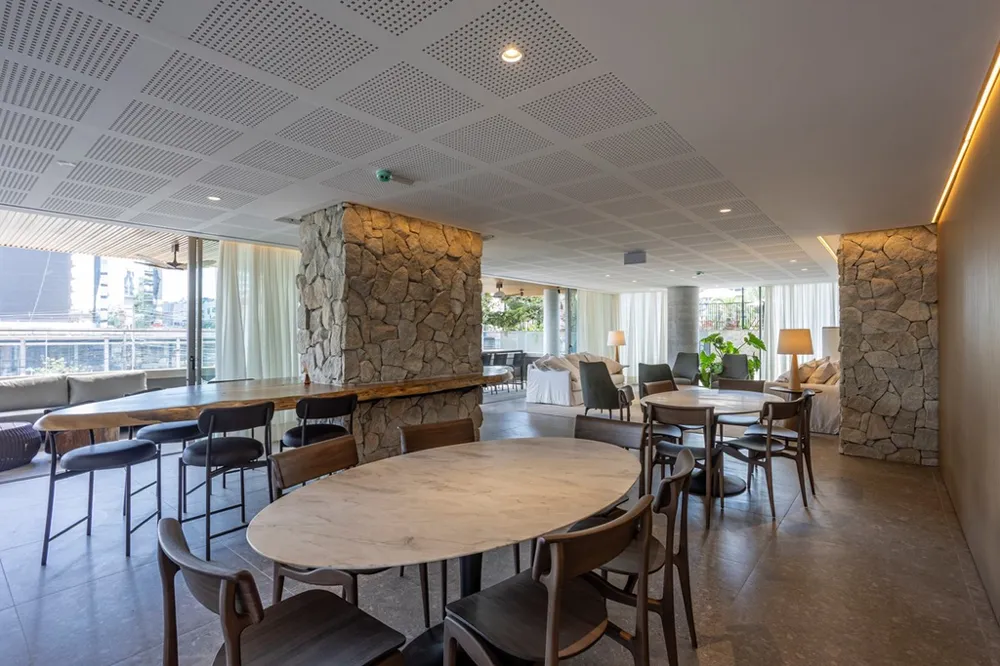 Apartamento para venda no bairro Três Figueiras em Porto Alegre