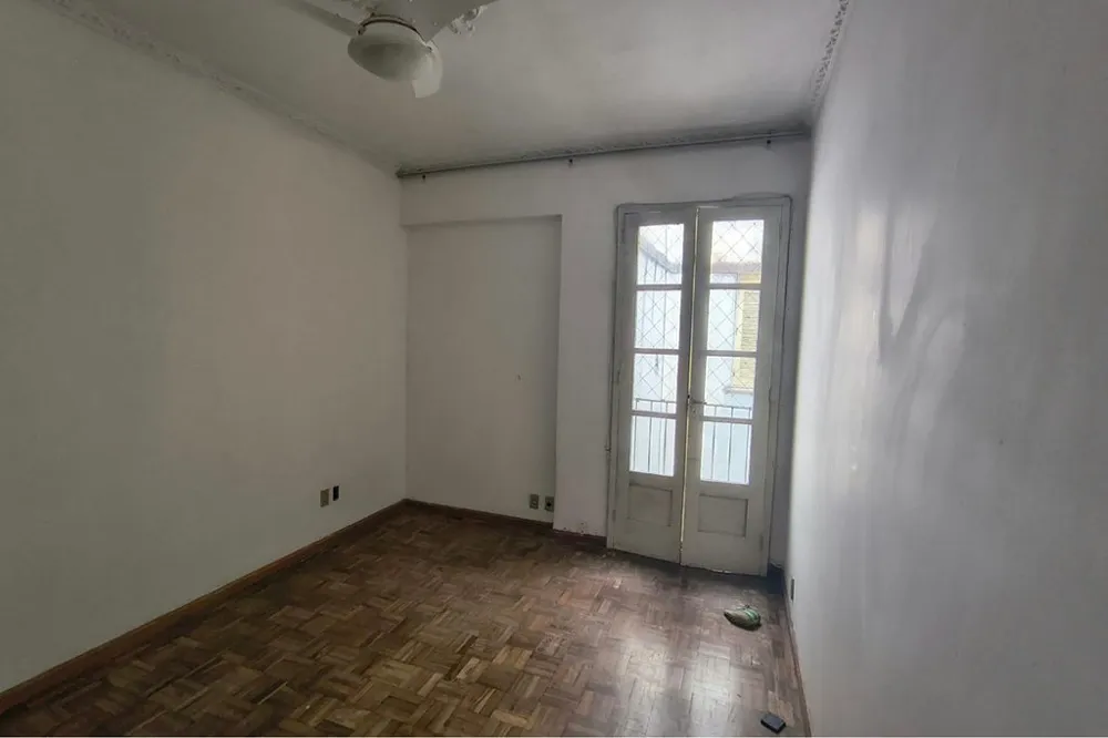 Apartamento para venda no bairro Santo Antônio em Porto Alegre