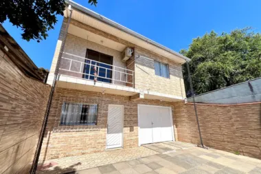 Casa para venda no bairro Estância Velha em Canoas