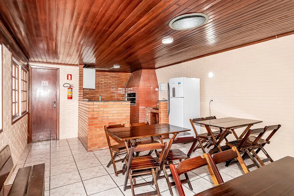 Apartamento para venda no bairro Vila Ipiranga em Porto Alegre