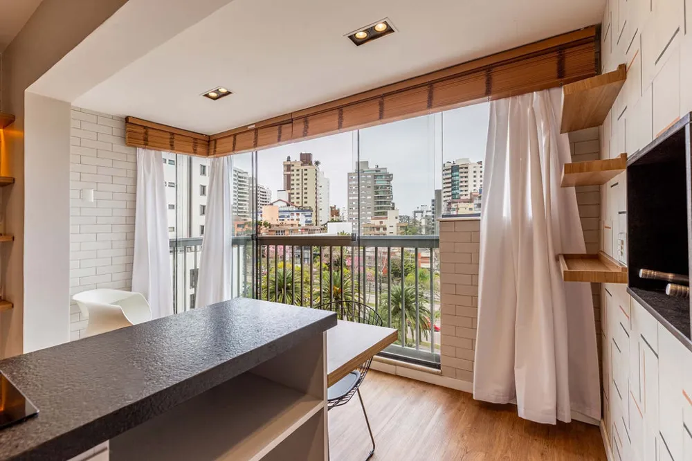 Apartamento para venda no bairro Três Figueiras em Porto Alegre