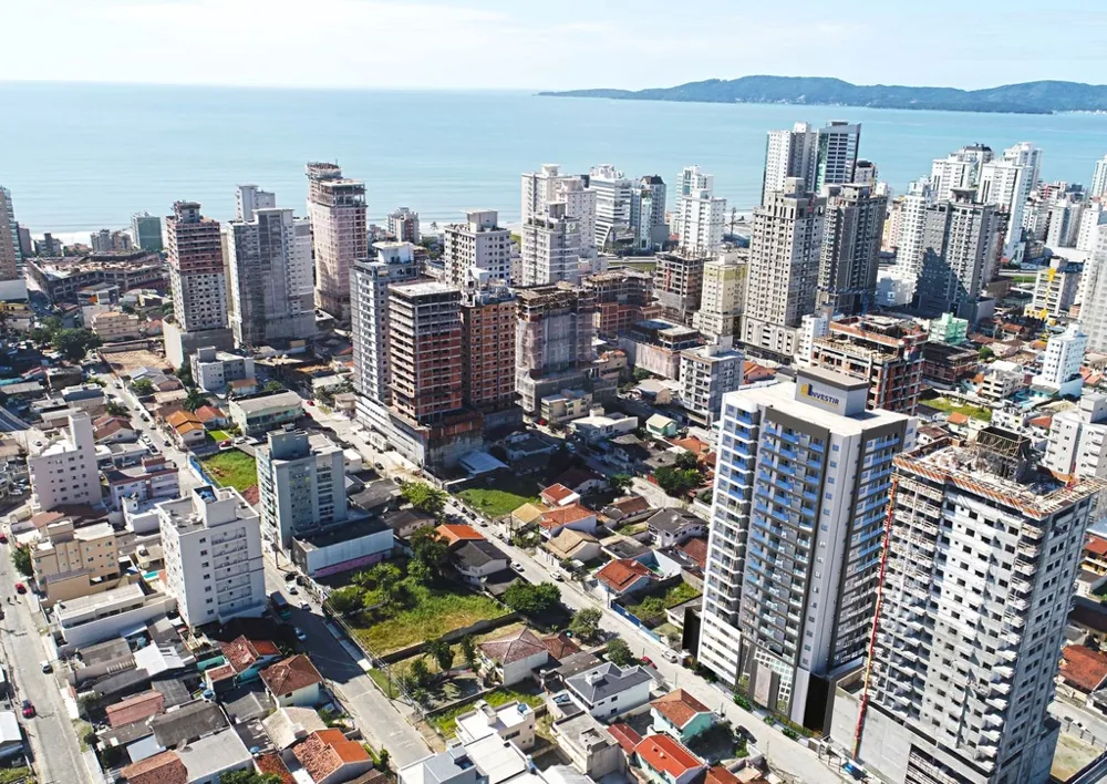Apartamento para venda no bairro Morretes em Itapema