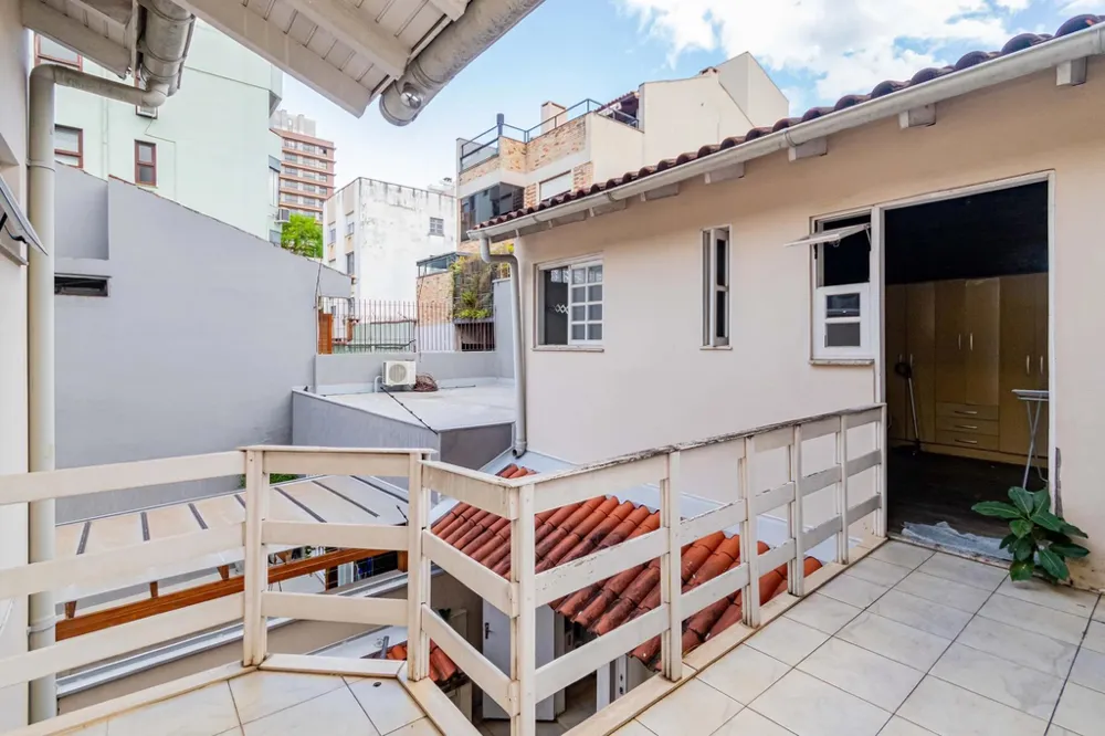 Casa para venda no bairro Petrópolis em Porto Alegre