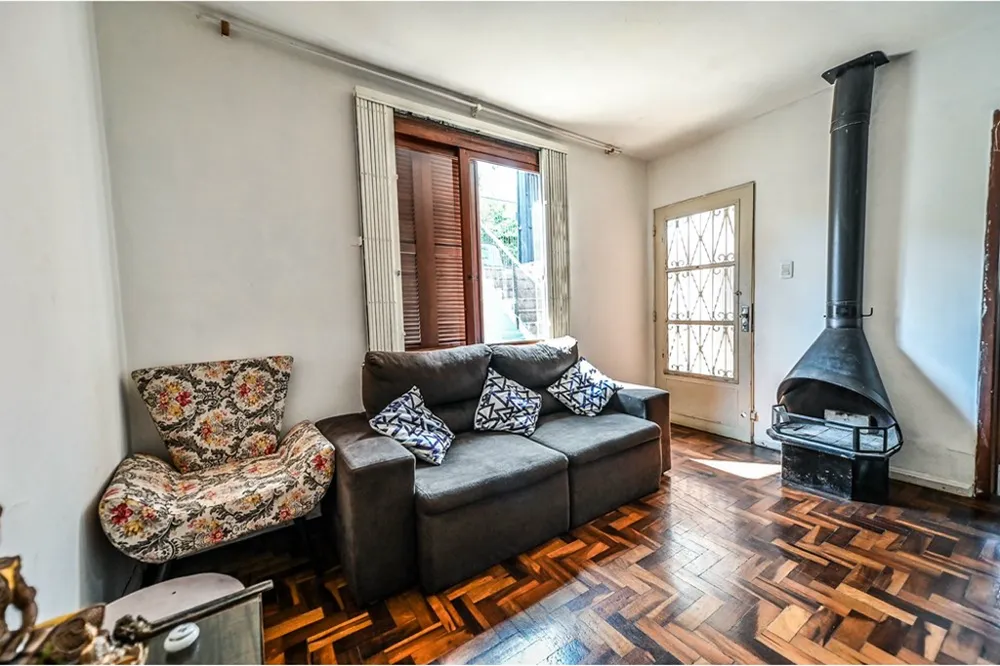 Casa para venda no bairro Santa Tereza em Porto Alegre