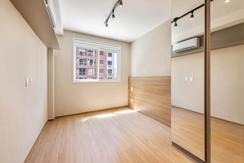 Apartamento para venda no bairro Passo da Areia em Porto Alegre