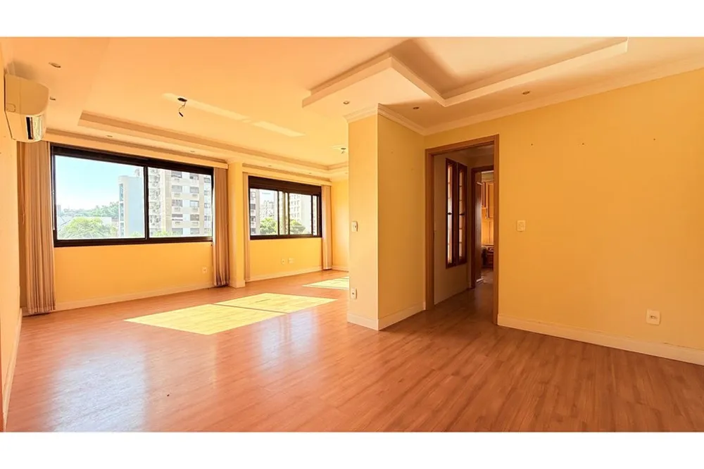 Apartamento para venda no bairro Menino Deus em Porto Alegre