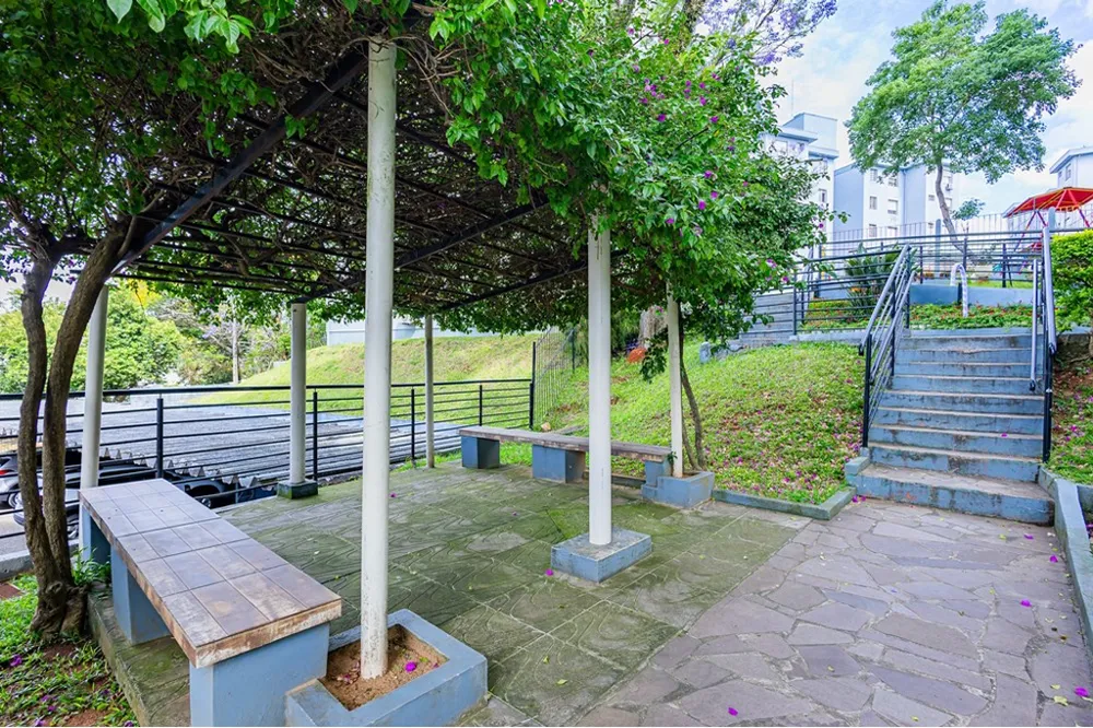 Apartamento para venda no bairro Santo Antônio em Porto Alegre