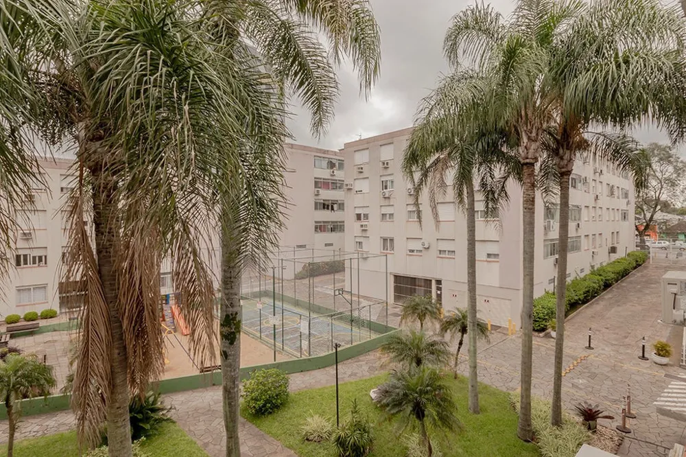 Apartamento para venda no bairro Vila Ipiranga em Porto Alegre