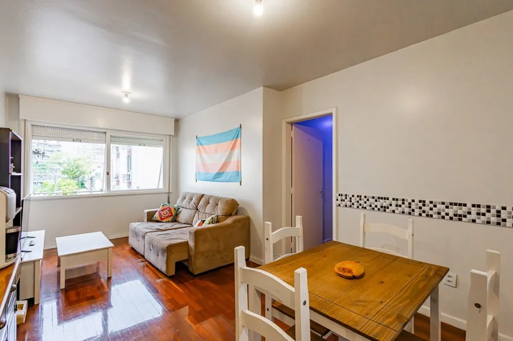 Apartamento para venda no bairro Menino Deus em Porto Alegre