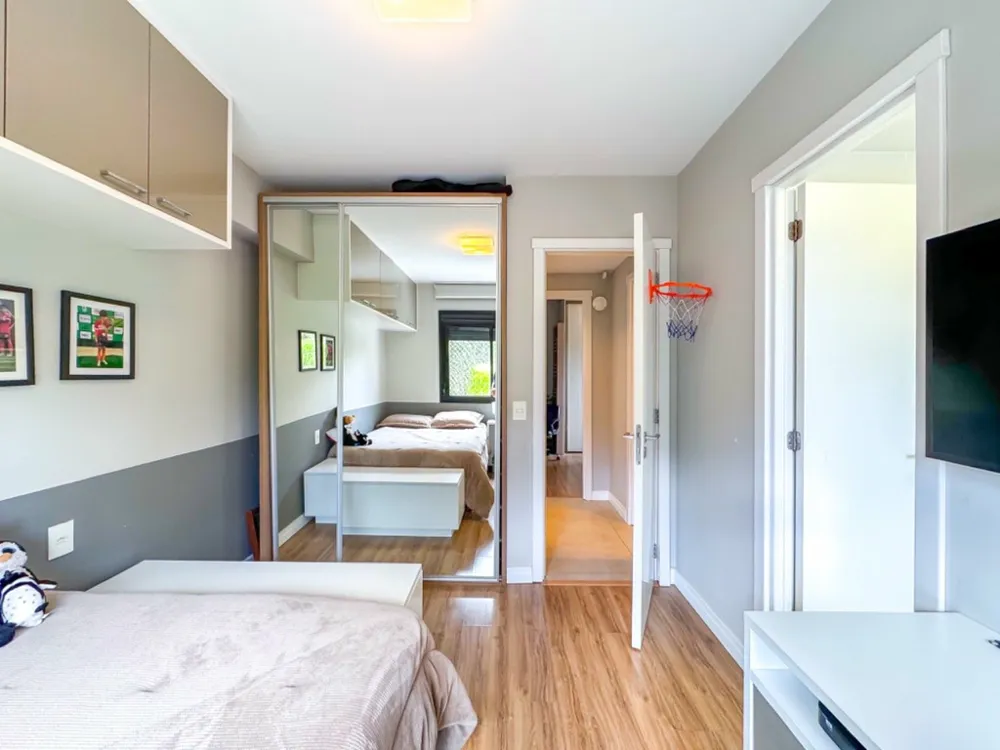 Apartamento para venda no bairro Chácara das Pedras em Porto Alegre