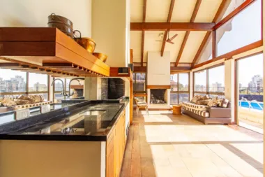 Cobertura Duplex para venda no bairro Petrópolis em Porto Alegre