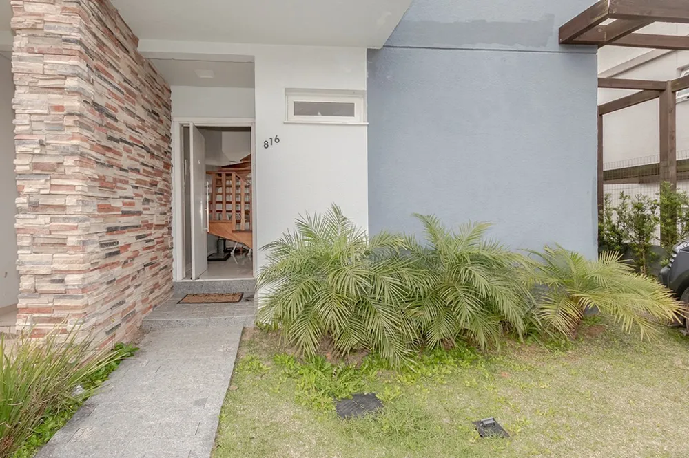 Casa em Condomínio para venda no bairro Lomba do Pinheiro em Porto Alegre