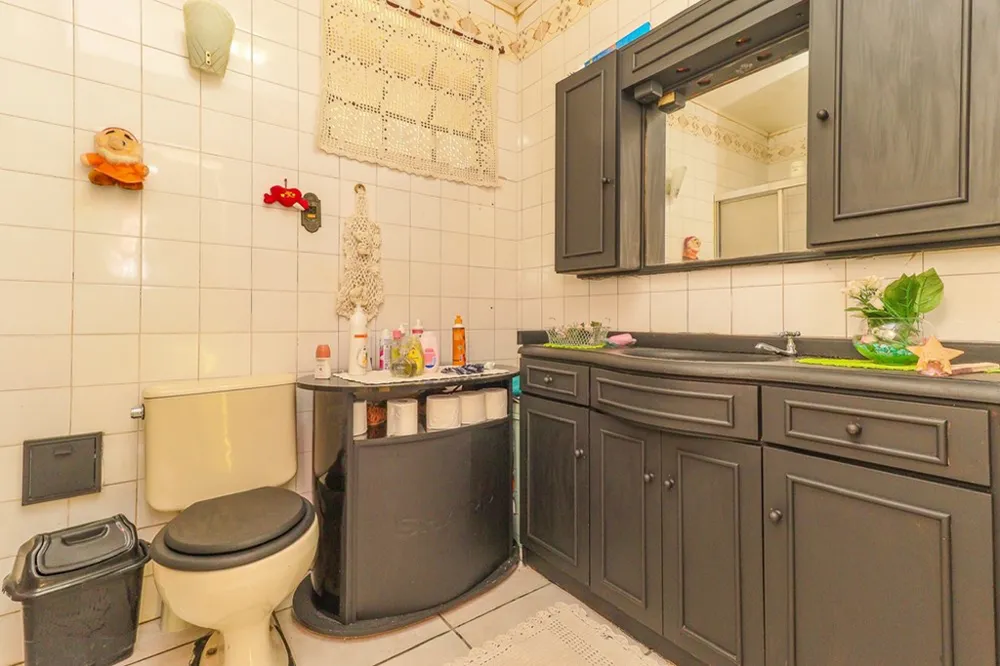 Casa para venda no bairro Rubem Berta em Porto Alegre
