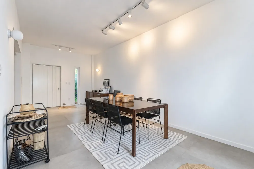 Casa para venda no bairro Três Figueiras em Porto Alegre