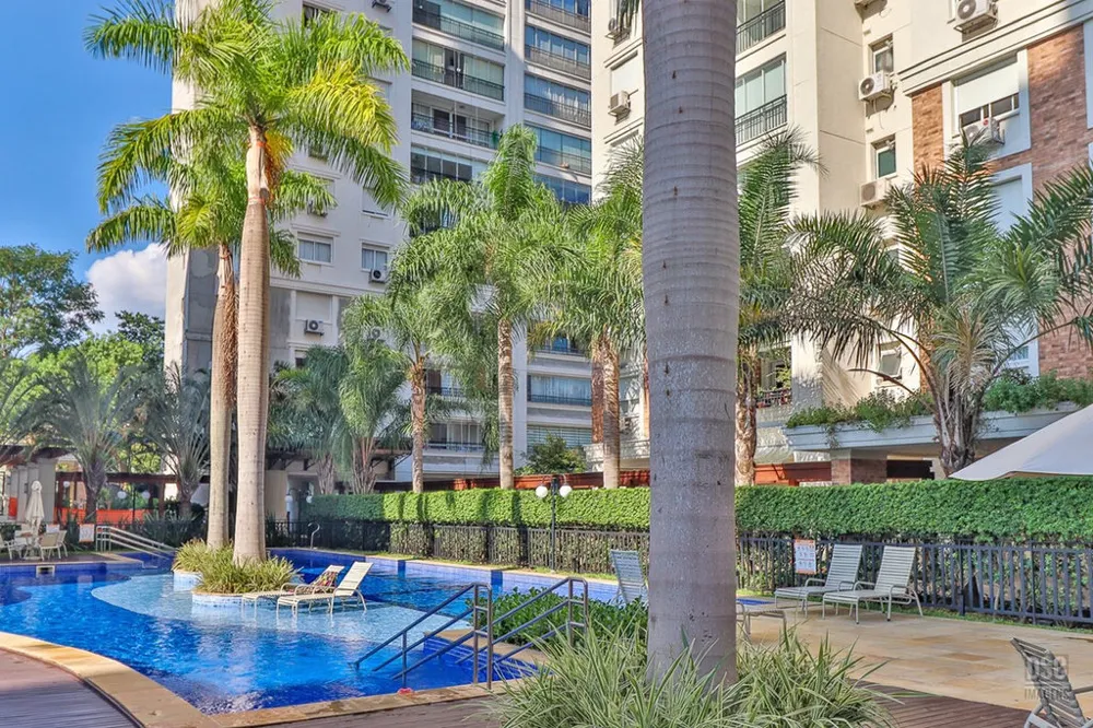 Apartamento para venda no bairro Passo da Areia em Porto Alegre