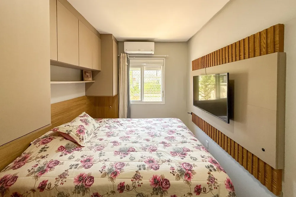 Casa para venda no bairro Igara em Canoas