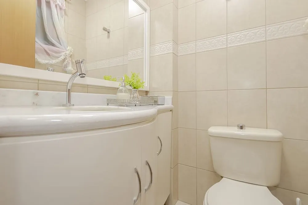 Apartamento para venda no bairro Passo da Areia em Porto Alegre