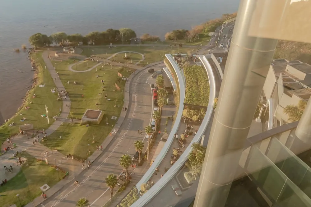 Sala para venda no bairro Praia de Belas em Porto Alegre