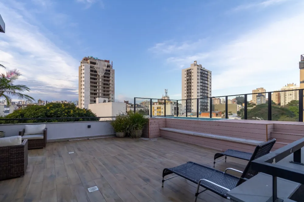 Cobertura Duplex para venda no bairro Jardim Botânico em Porto Alegre