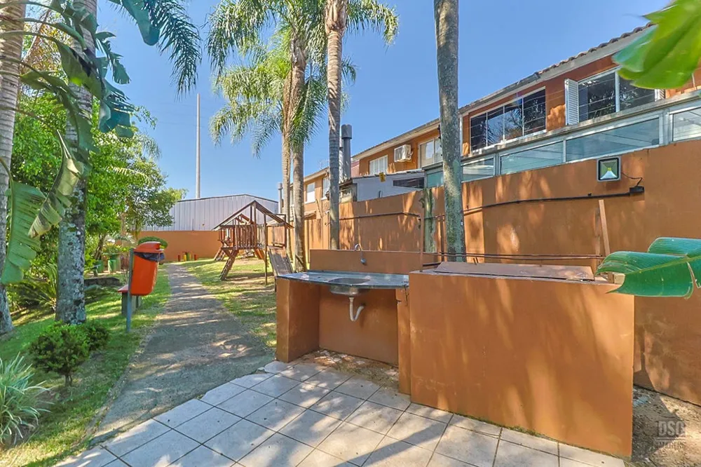Casa em Condomínio para venda no bairro Jardim Itu em Porto Alegre