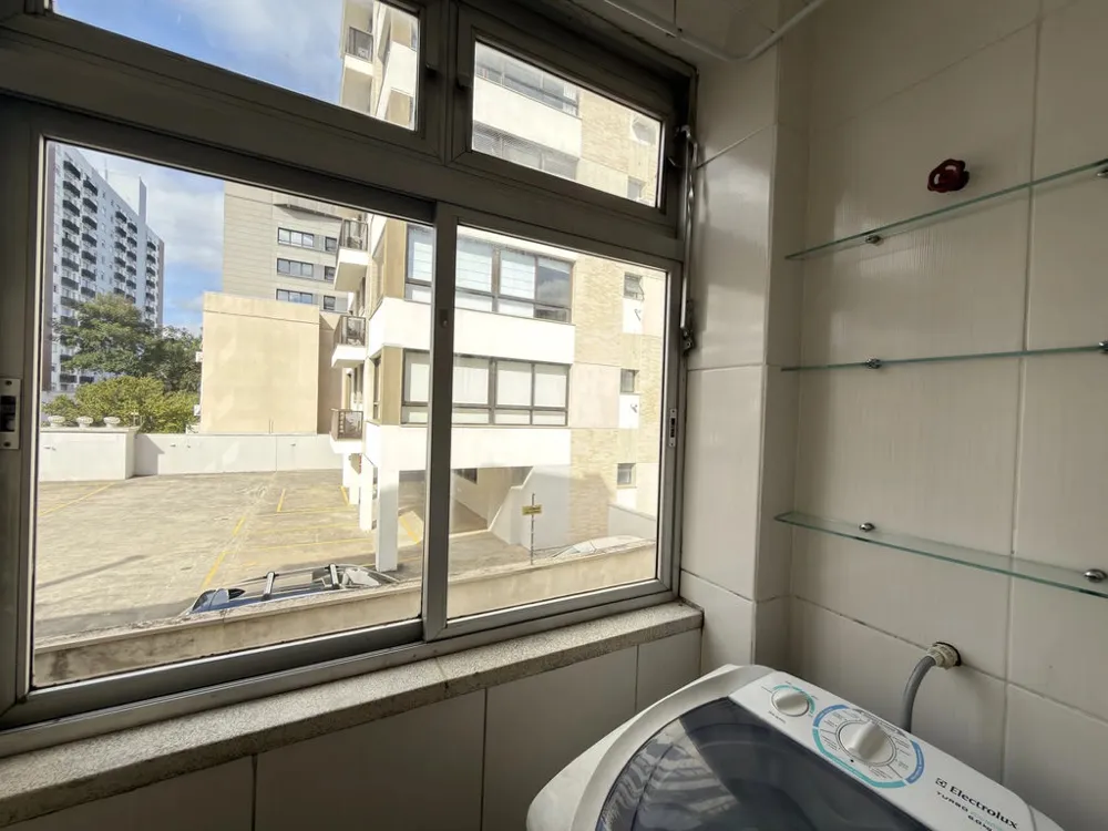 Apartamento para venda no bairro Menino Deus em Porto Alegre