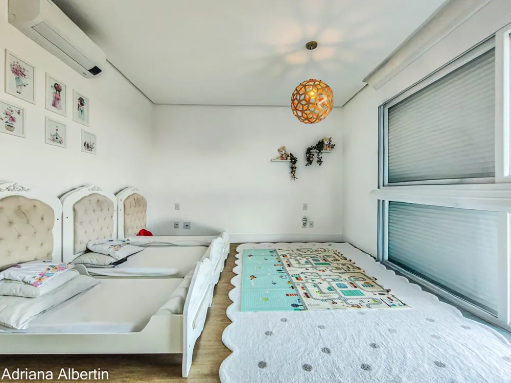 Casa em Condomínio para venda no bairro Vila Nova em Porto Alegre