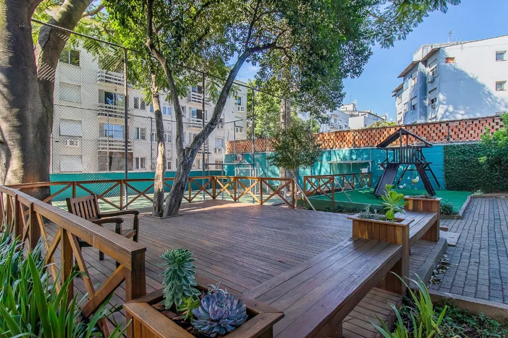 Apartamento para venda no bairro Passo da Areia em Porto Alegre