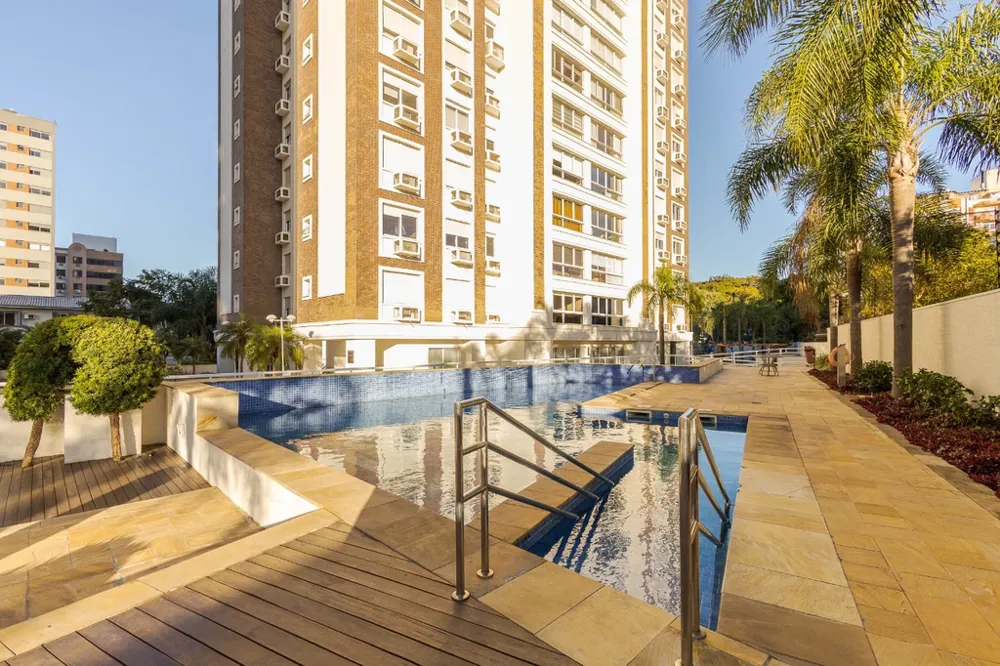 Apartamento para venda no bairro Passo da Areia em Porto Alegre