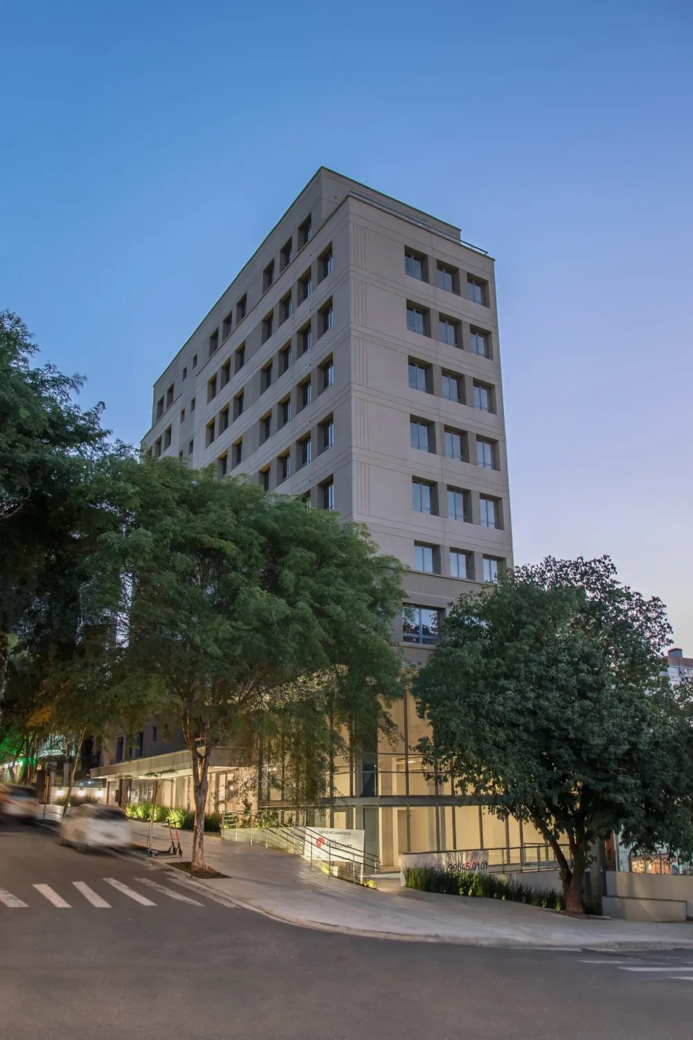 Sala para venda no bairro Auxiliadora em Porto Alegre