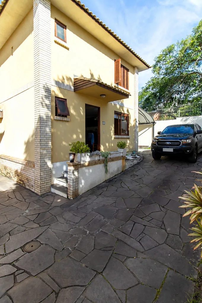 Casa em Condomínio para venda no bairro Tristeza em Porto Alegre