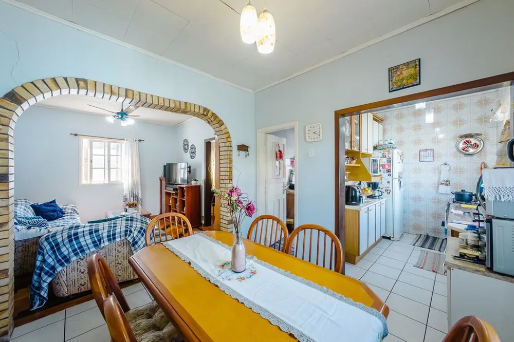 Casa para venda no bairro Centro em Esteio