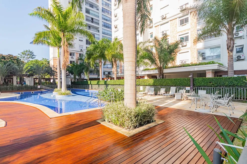 Apartamento para venda no bairro Passo da Areia em Porto Alegre