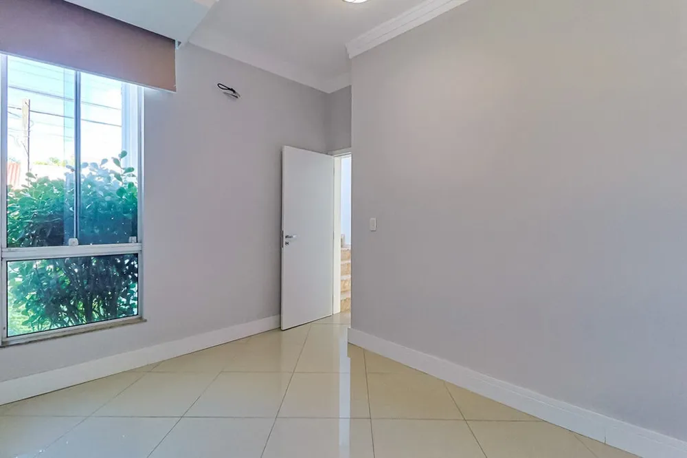 Casa em Condomínio para venda no bairro Hípica em Porto Alegre
