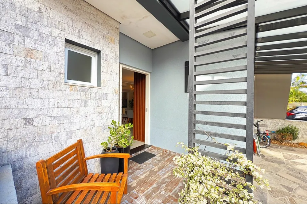 Casa em Condomínio para venda no bairro Hípica em Porto Alegre