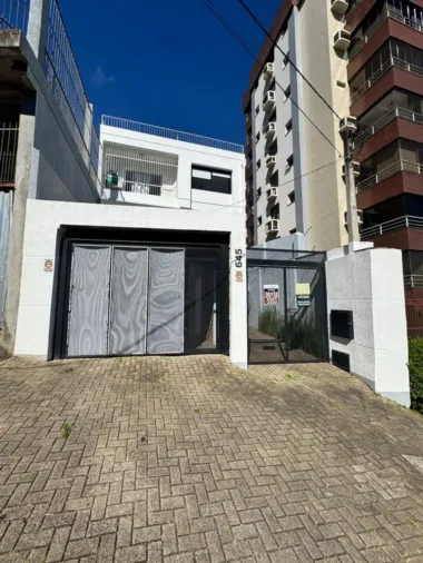 Casa para venda no bairro Menino Deus em Porto Alegre