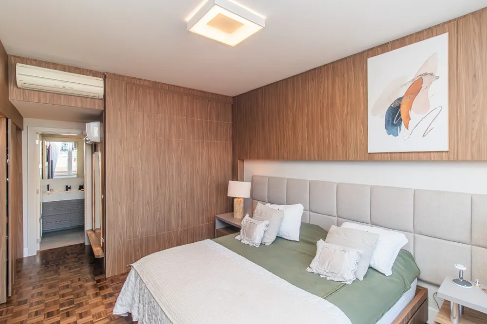 Apartamento para venda no bairro Moinhos de Vento em Porto Alegre
