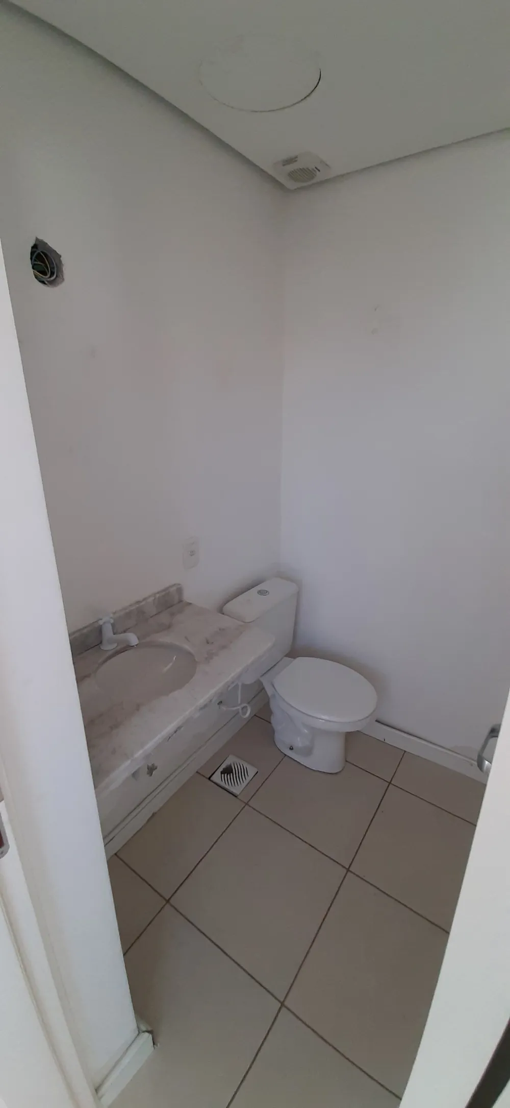 Sala para venda no bairro Menino Deus em Porto Alegre